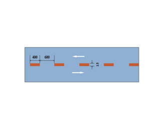 双向两车道路面中心线